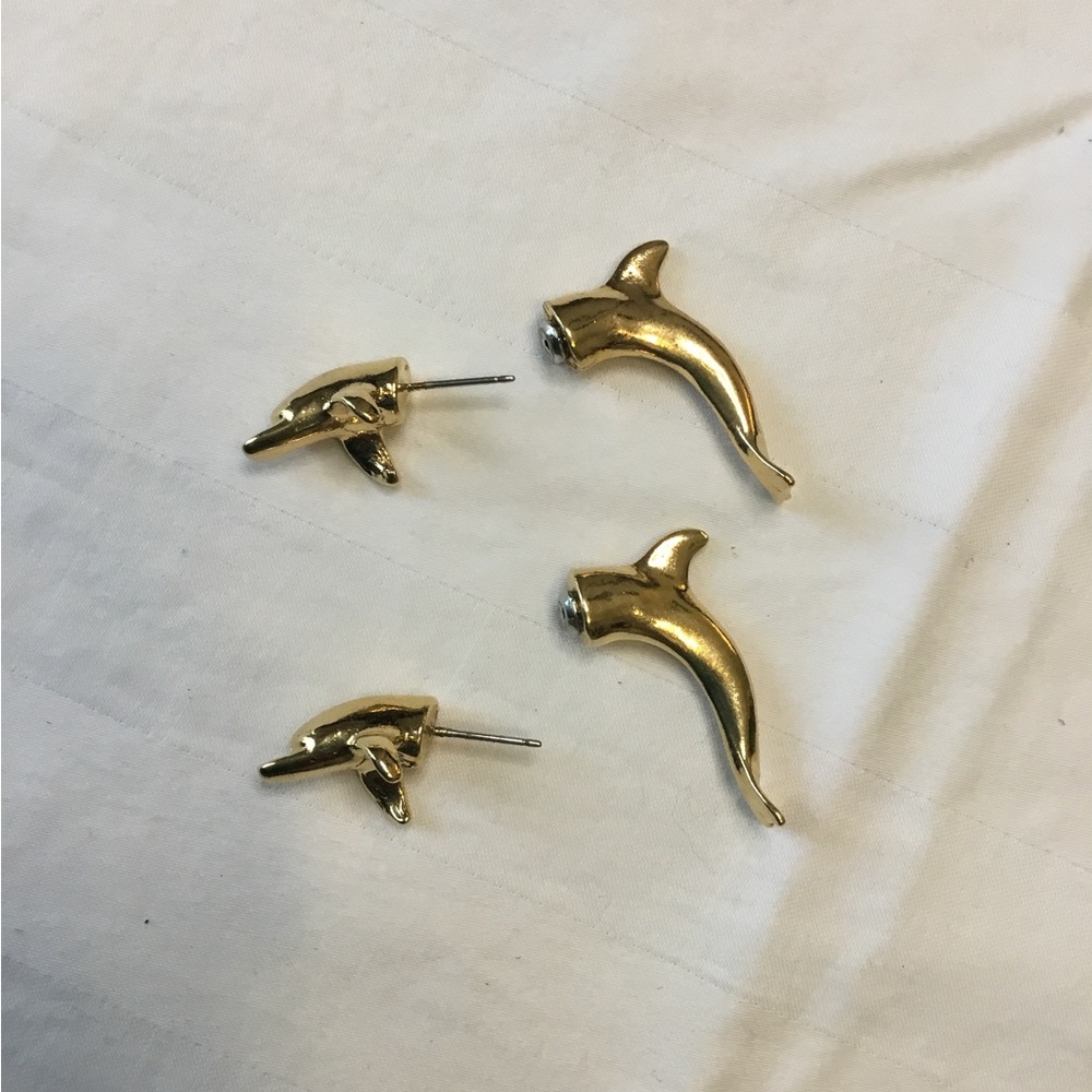 Gold  tone Dolphin Earrings Sets (12)